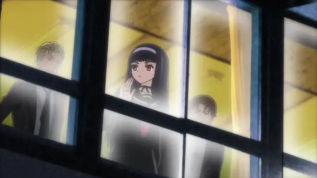 A woman with long black hair and red eyes stands in a room, looking out through a window pane, while two men stand behind her in the shadows. Screenshot from Kagirohi Shaku Kei - Another 1